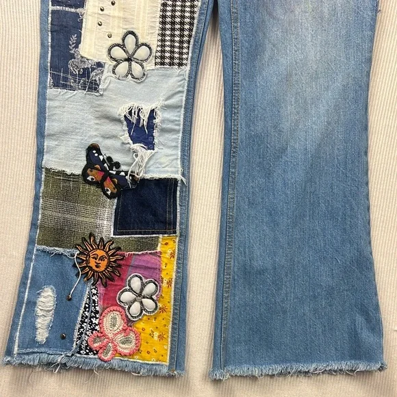 BDG Urban Outfitters Size 29 Patchwork High Rise Flare Jeans Boho Hippie - Picture 6 of 16